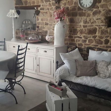 Chambres D'Hotes La Clef Des Champs Montpinchon Exteriér fotografie
